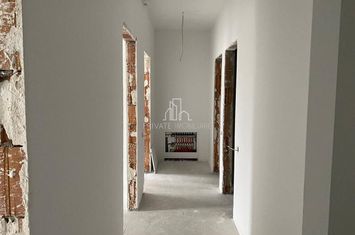 Apartament 3 camere de vanzare ALEEA CARPATI - Mures anunturi imobiliare Mures