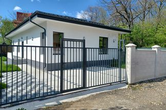 Casă 3 cam de vânzare Dambovita - Gulia