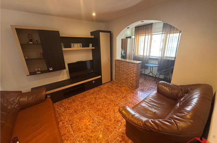 Apartament 2 camere de vanzare ULTRACENTRAL - Vrancea anunturi imobiliare Vrancea