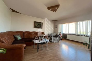 Apartament cu 3 camere, decomandat,2 bai, 2 balcoane, centrala proprie anunturi imobiliare Timis