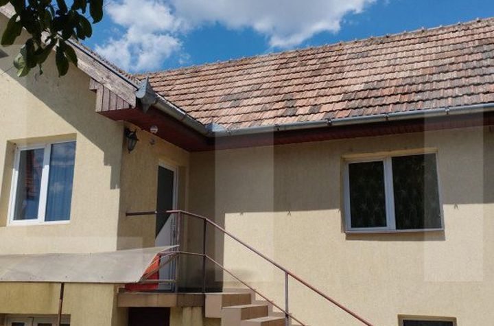 Vilă - 4 camere de vanzare CLUJ-NAPOCA - Cluj anunturi imobiliare Cluj