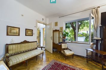 Apartament cu 2 camere în imobil central anunturi imobiliare Timis