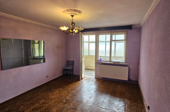 Apartament 3 camere de vanzare 1 MAI - Gorj anunturi imobiliare Gorj