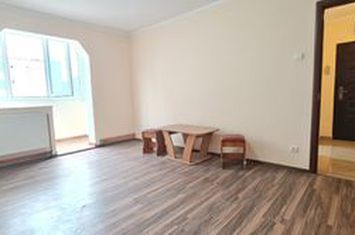 Apartament 2 camere Tractorul anunturi imobiliare Brasov