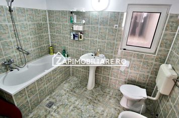 Casa 5 camere,3 băi,180 mp.teren 371 mp.Central anunturi imobiliare Mures
