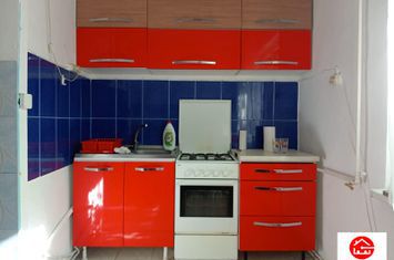 Apartament 3 camere de inchiriat 7 NOIEMBRIE - Mures anunturi imobiliare Mures