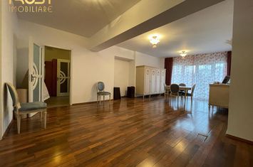 Apartament 3 camere de vanzare PLOPILOR - Cluj anunturi imobiliare Cluj