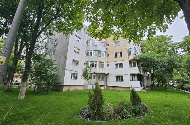 Apartament 3 camere de vanzare IASI - Iasi anunturi imobiliare Iasi