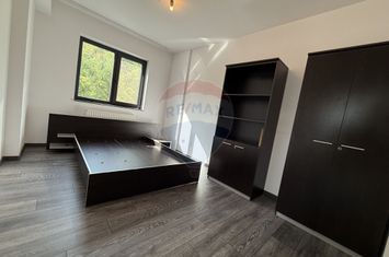 Casă / Vilă cu 4 camere de închiriat anunturi imobiliare Cluj