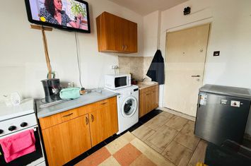 Garsonieră de vanzare BRASOV - Brasov anunturi imobiliare Brasov