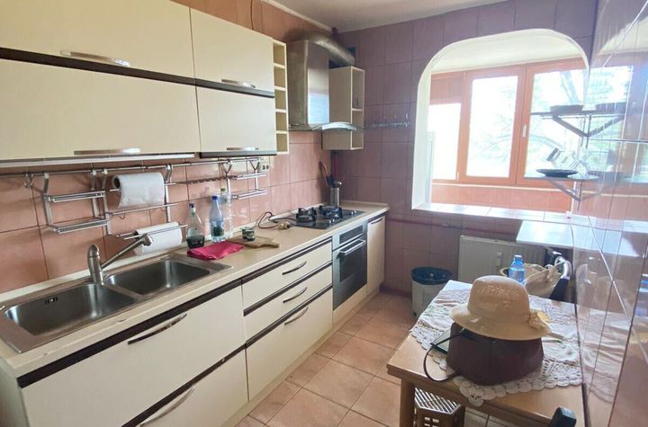 Inchiriere 2 camere Calea Grivitei - metrou Basarab - mobilat, utilat anunturi imobiliare Bucuresti