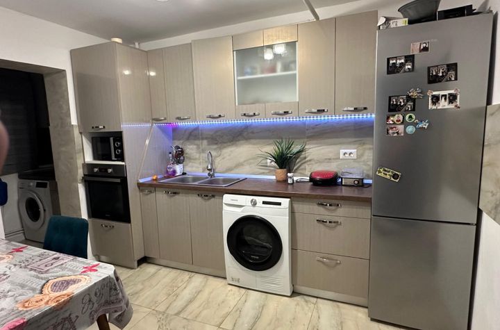 Apartament 2 camere de vanzare CRAIOVITA NOUA - Dolj anunturi imobiliare Dolj