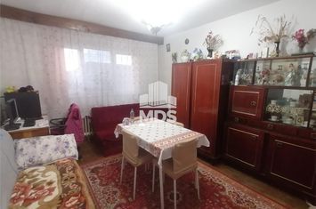 Apartament 2 camere de vanzare COMPLEX STUDENTESC - Timis anunturi imobiliare Timis
