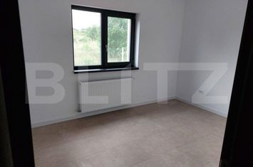 Apartament 3 camere de vanzare PLAIUL VULCANESTI - Dolj anunturi imobiliare Dolj