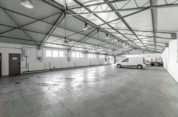 4.049 mp Hale industriale în Arad, aproape de A1 anunturi imobiliare Arad