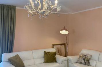 Apartament 2 camere de vanzare TRACTORUL - Brasov anunturi imobiliare Brasov