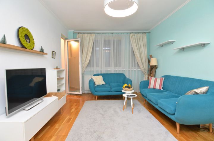 Apartament 3 camere de inchiriat DRISTOR - Bucuresti anunturi imobiliare Bucuresti