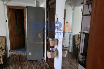 2 camere decomandat, Str. Mihai Eminescu anunturi imobiliare Neamt