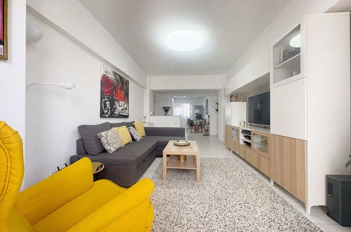 3 camere de închiriat | Metrou Titan | Parc IOR | Mobilat Premiun et 3 anunturi imobiliare Bucuresti