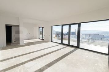 Vilă - 4 camere de vanzare CHINTENI - Cluj anunturi imobiliare Cluj