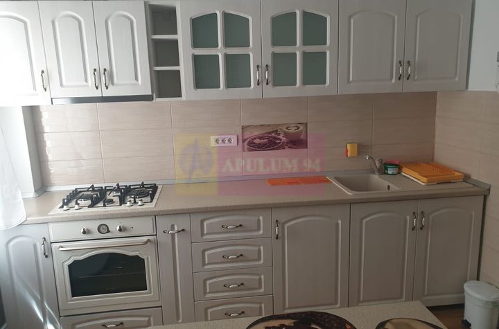 Vanzare apartament 4 camere, zona Mall Vitan, decomandat anunturi imobiliare Bucuresti