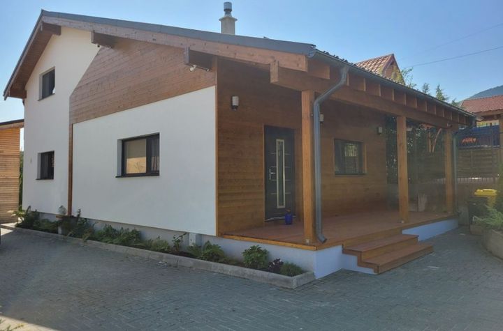 Casă - 3 camere de inchiriat TOCILE - Sibiu anunturi imobiliare Sibiu