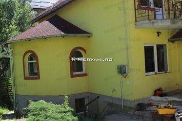 Casă de vânzare în Sinaia anunturi imobiliare Prahova