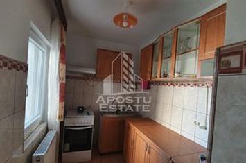 Apartament cu o camera  50mp  in zona Confectii anunturi imobiliare Arad