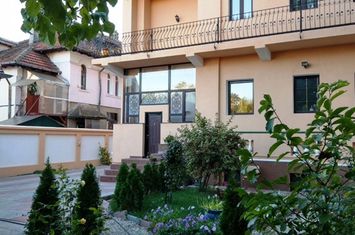 Cotroceni, Piata Operei, vanzare vila S+P+2E, anunturi imobiliare Bucuresti