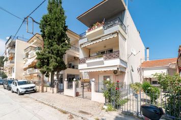 Apartament 2 camere, 76 mp — Nea Peramos anunturi imobiliare Grecia