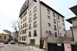Apartament 3 camere de vânzare Bucuresti - Dacia
