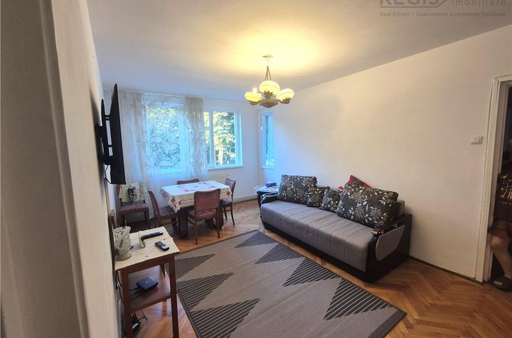 Apartament 3 camere de vanzare CENTRUL CIVIC - Brasov anunturi imobiliare Brasov