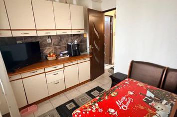 Apartament 3 camere de vanzare BRAZDA LUI NOVAC - Dolj anunturi imobiliare Dolj