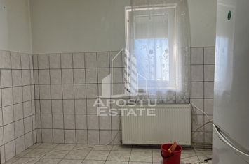 Apartament cu 3 camere decomandat,  parter, intre Giarmata-Dumbravita anunturi imobiliare Timis