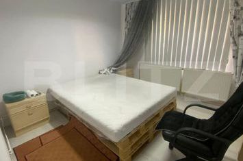 Apartament 5 camere de vanzare MICRO 3 - Dambovita anunturi imobiliare Dambovita