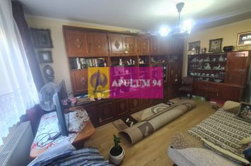 Apartament cu 3 camere de vanzare in Campina - Zona Centrala anunturi imobiliare Prahova