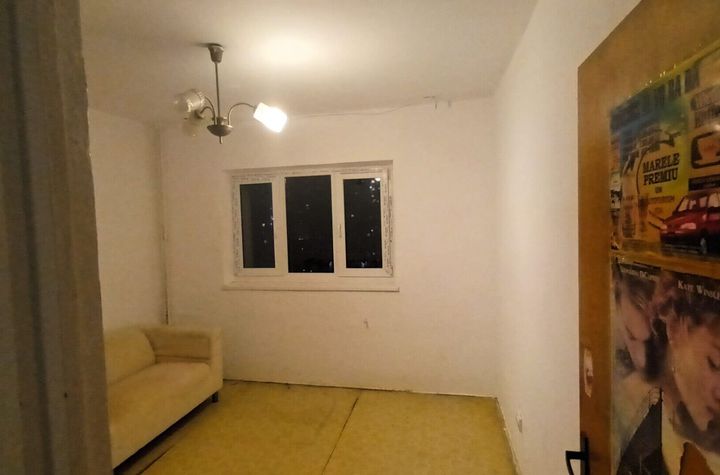 Apartament 2 camere 1 Decembrie , 2 balcoane,  an 1980 anunturi imobiliare Bucuresti