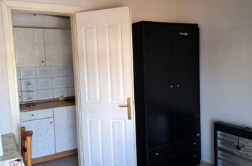 Studio semiechipat în centrul Drama anunturi imobiliare Grecia