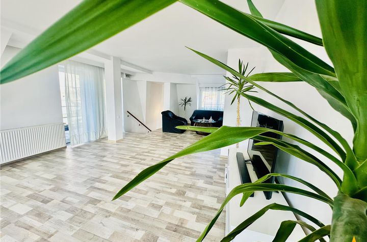 Spațiu comercial de inchiriat ASTRA - Brasov anunturi imobiliare Brasov