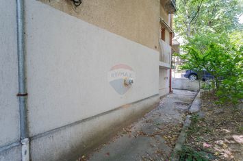 Apartament cu 4 camere de vânzare în zona Piața Unirii anunturi imobiliare Iasi