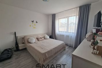 Casă - 5 camere de vanzare TARLUNGENI - Brasov anunturi imobiliare Brasov