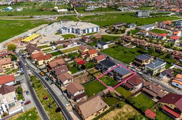 Vilă - 4 camere de vanzare VLADIMIRESCU - Arad anunturi imobiliare Arad