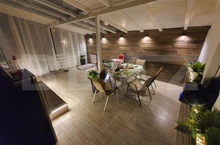 Vilă - 4 camere de vanzare CRAIOVA - Dolj anunturi imobiliare Dolj