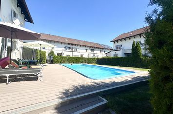 Villa in complex with swimming pool, Iancu Nicolae area anunturi imobiliare Bucuresti