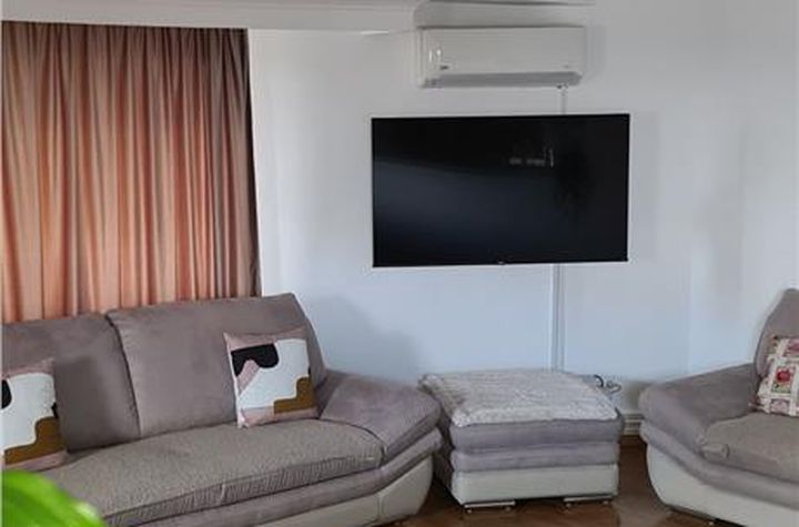 Apartament 3 camere de inchiriat CENTRUL CIVIC - Brasov anunturi imobiliare Brasov