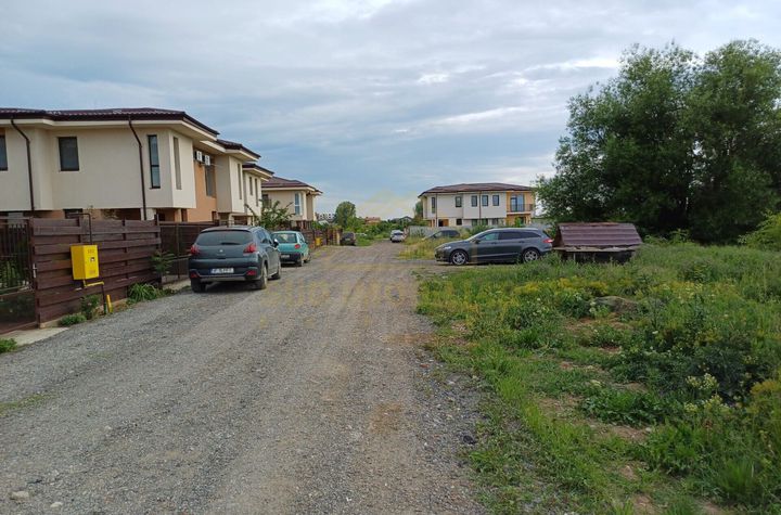 Loturi Teren Intravilan Str Delfinului -Comuna Berceni anunturi imobiliare Bucuresti