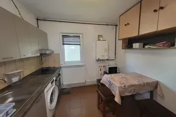 Apartament 4 camere - Casa de Cultura anunturi imobiliare Constanta