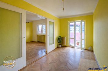 Apartament 4 camere de vanzare SUD - Covasna anunturi imobiliare Covasna