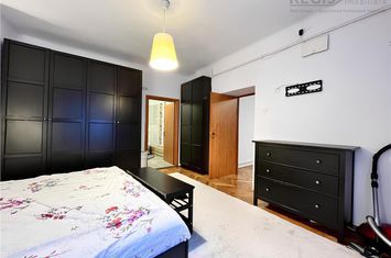 Apartament 5 camere de inchiriat ULTRACENTRAL - Brasov anunturi imobiliare Brasov
