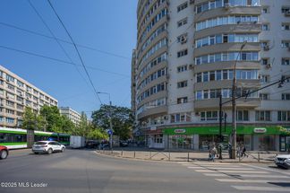 Apartament 3 camere de vânzare Bucuresti - 1 Mai